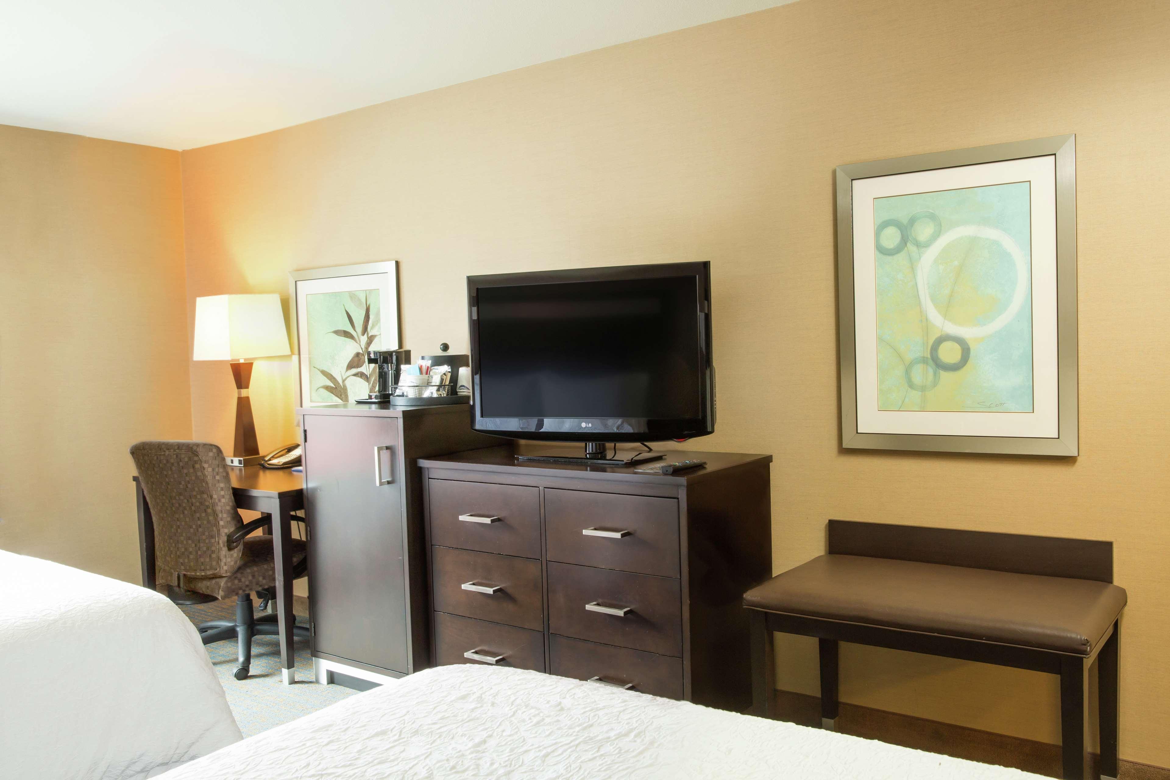 Hampton Inn & Suites Tacoma/Puyallup Exterior photo